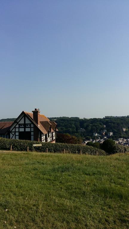 Bed and Breakfast Les Galets Bleus Étretat Exterior foto